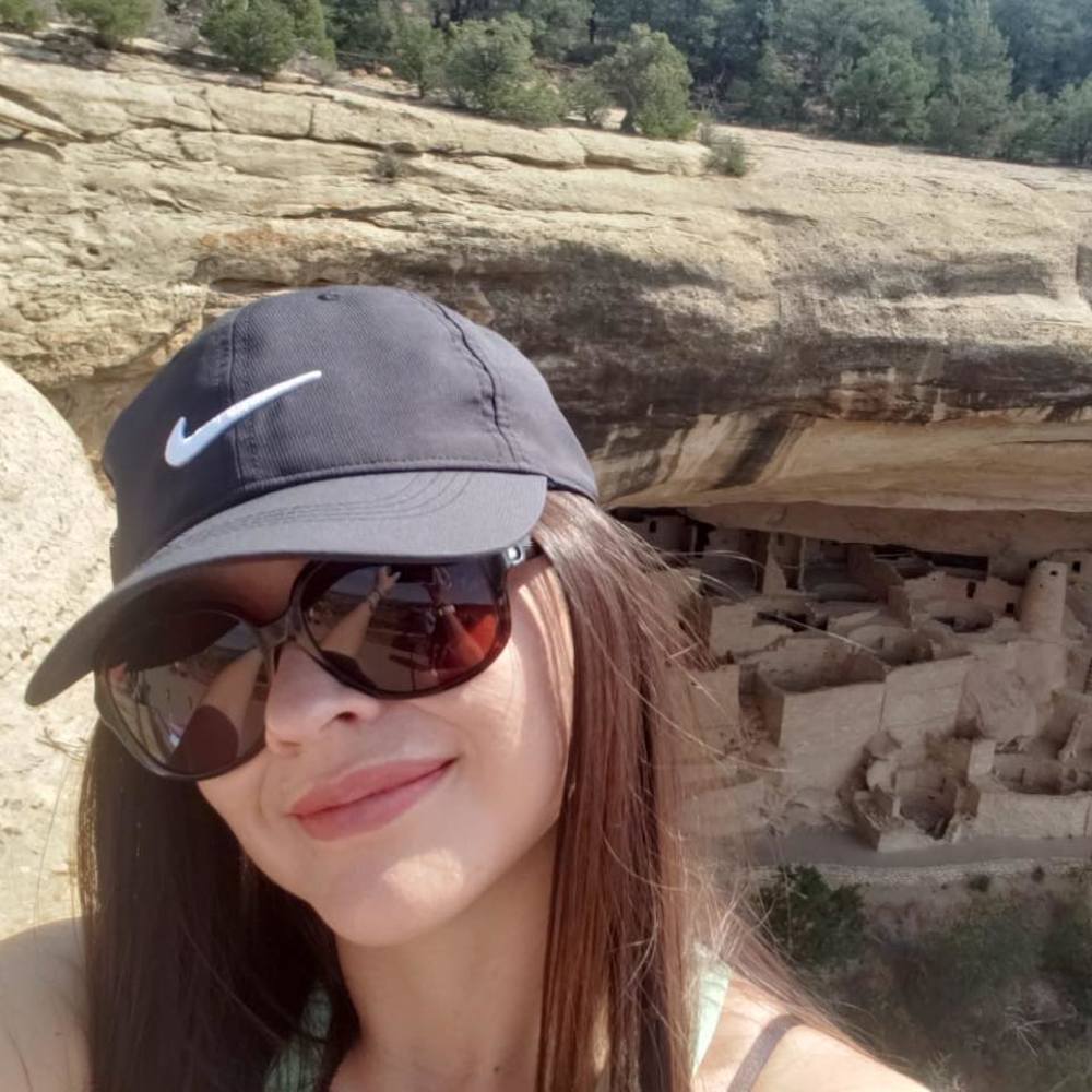 Meet your Posher, Aleida